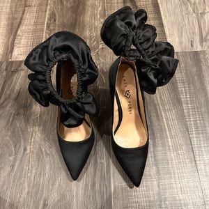 NEW KATY PERRY BLACK SATIN PUMPS sz 38